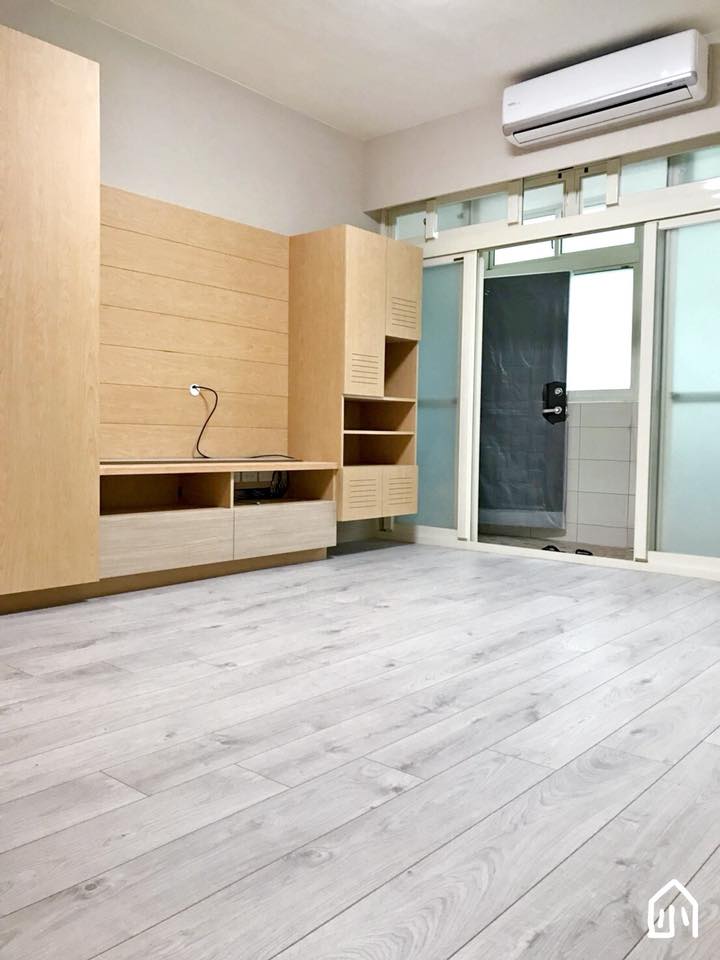 36355173_980120705488467_2561160226342436864_n