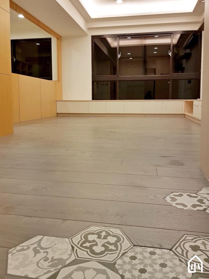 36671338_988359227997948_8431888776283815936_n