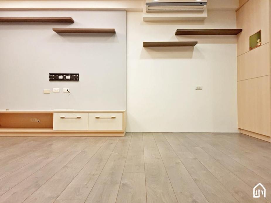 36783087_988359304664607_842680756797964288_n