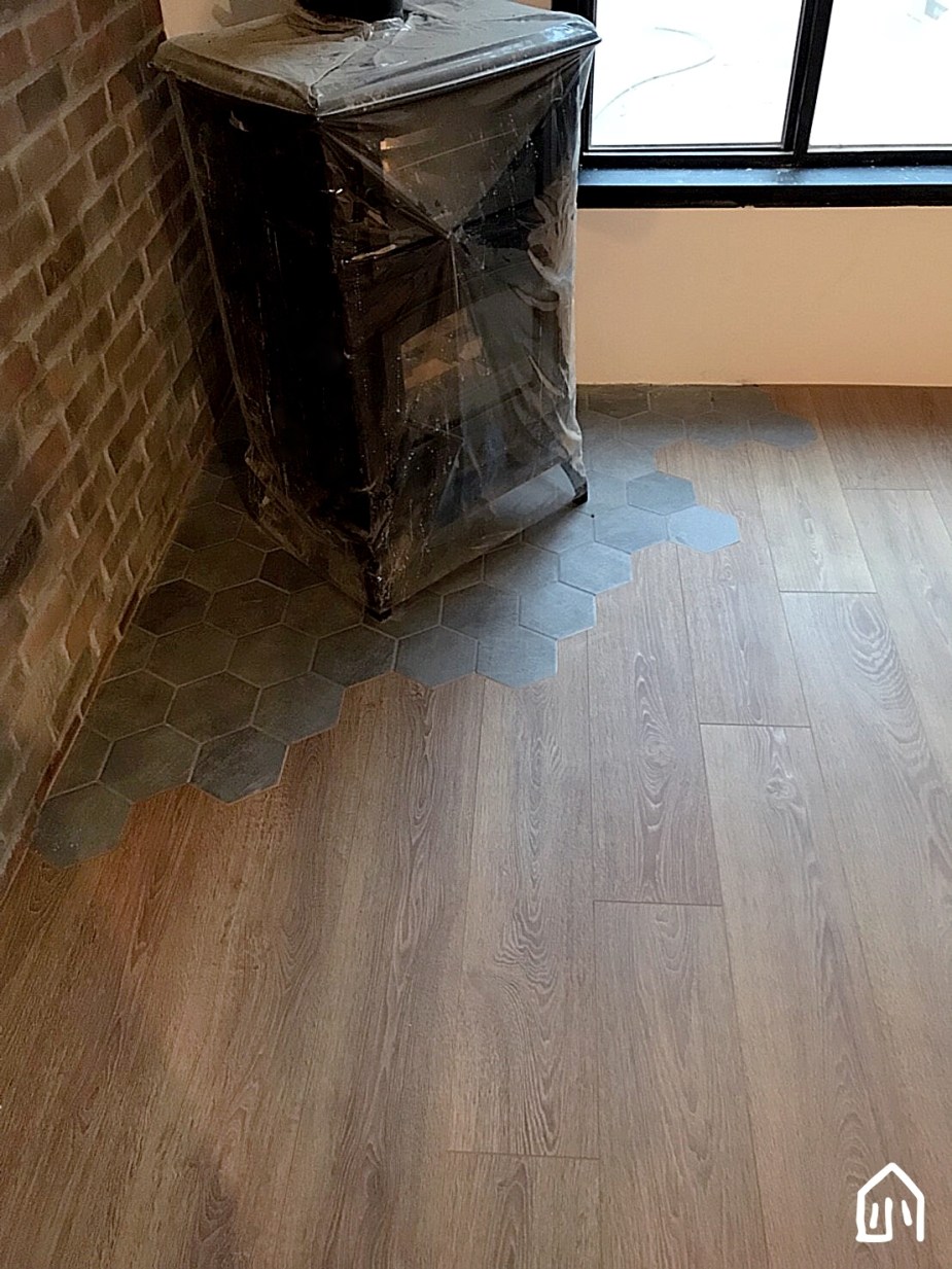 c9435954504af256c4035f9795fdd50f1_21132562_180903_0015