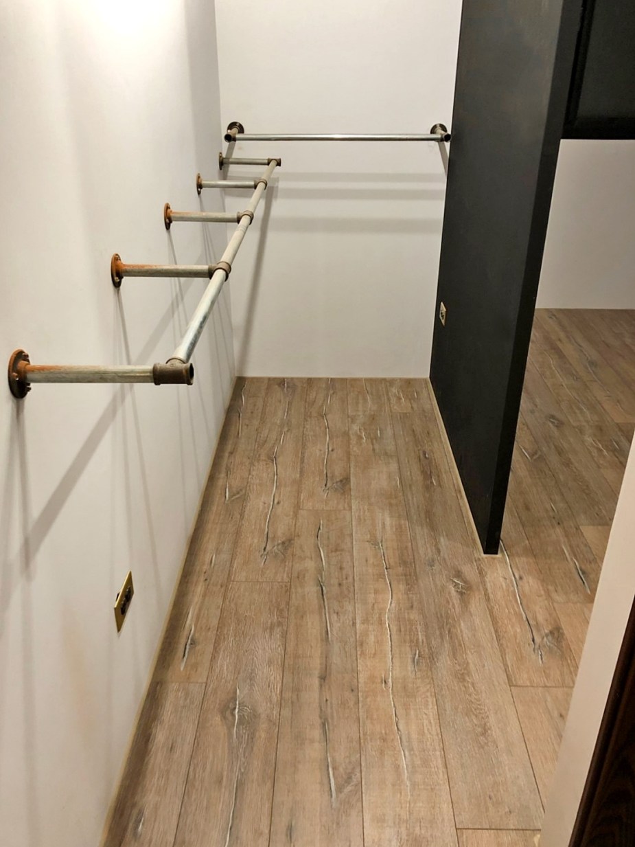 c9435954504af256c4035f9795fdd50f1_26907659_190617_0004